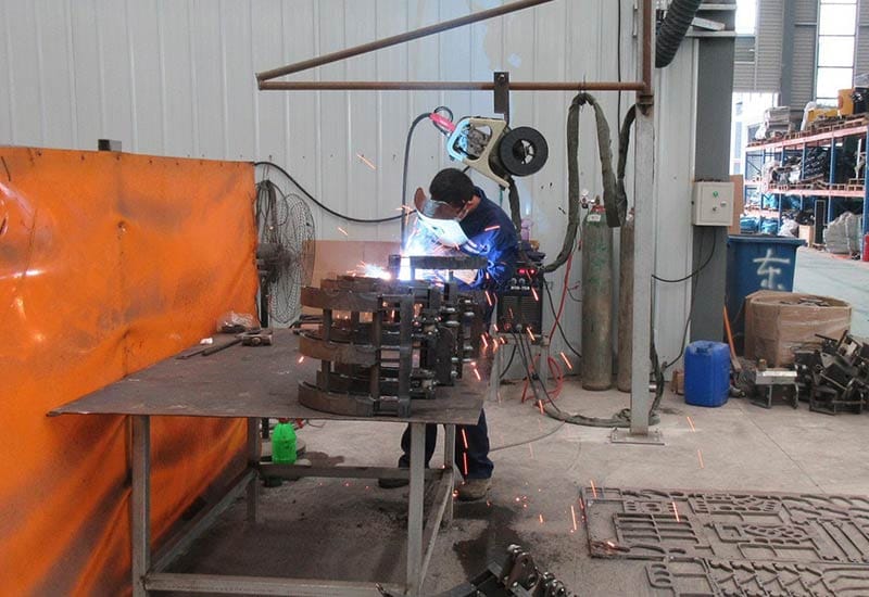 How Intelligent Manufacturing Improves Machinery Quality Stability